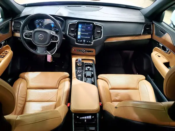 YV4BC0PL5H1126776 2017 VOLVO XC90 - Image 8