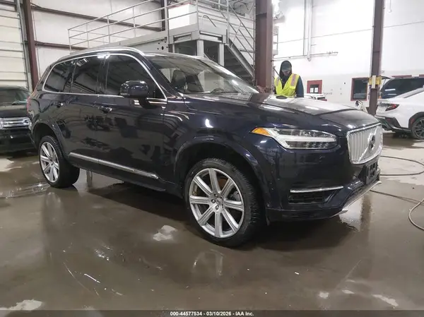 YV4BC0PL5H1184192 2017 VOLVO XC90 - Image 1