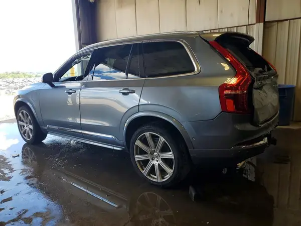 YV4BC0PL8H1114542 2017 VOLVO XC90 - Image 2