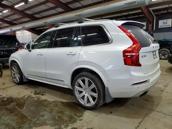 YV4BC0PL8H1125038 2017 VOLVO XC90 - Image 2