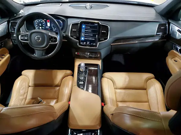 YV4BC0PL8H1125038 2017 VOLVO XC90 - Image 8