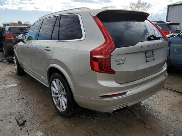 YV4BC0PLXG1076889 2016 VOLVO XC90 - Image 2