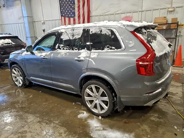 YV4BC0PLXH1114610 2017 VOLVO XC90 - Image 2