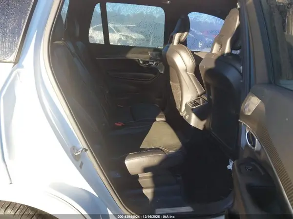 YV4BC0PM1H1150078 2017 VOLVO XC90 - Image 8