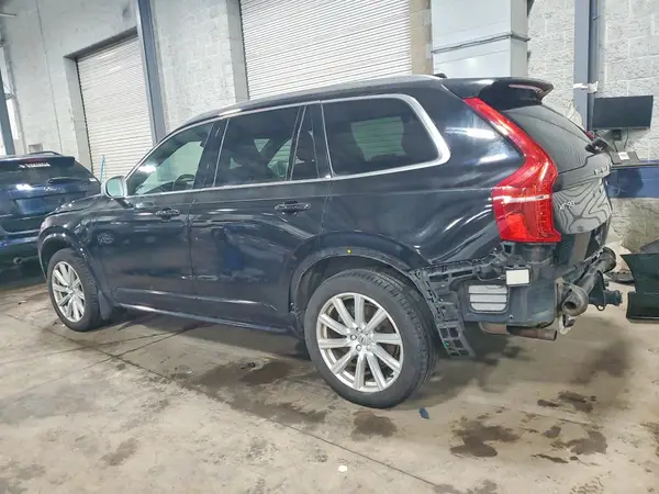 YV4BC0PM2G1092481 2016 VOLVO XC90 - Image 2