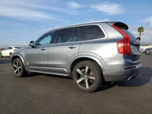 YV4BC0PM5G1064335 2016 VOLVO XC90 - Image 2