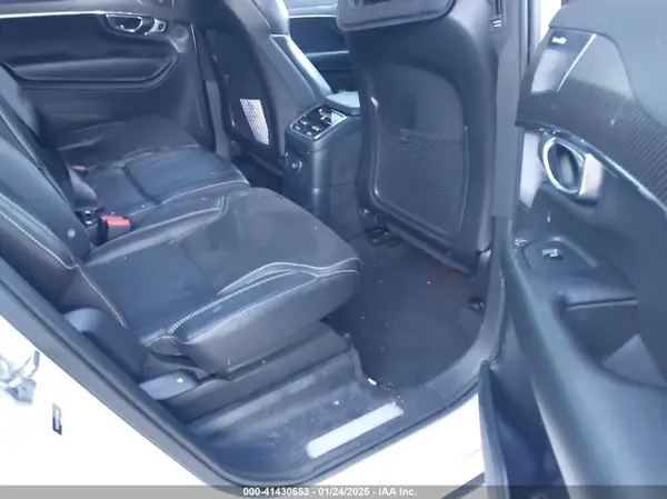 YV4BC0PM5H1169832 2017 VOLVO XC90 - Image 8