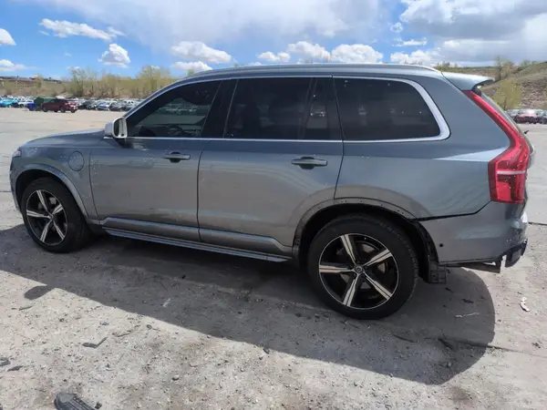YV4BC0PM6H1130568 2017 VOLVO XC90 - Image 2