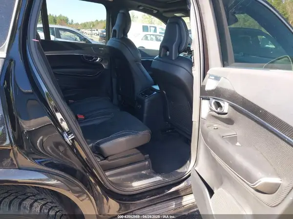 YV4BC0PM6H1170052 2017 VOLVO XC90 - Image 8