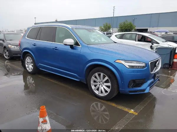 YV4BC0PM8G1066807 2016 VOLVO XC90 - Image 1
