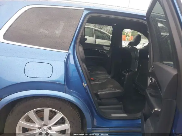 YV4BC0PM8G1066807 2016 VOLVO XC90 - Image 8