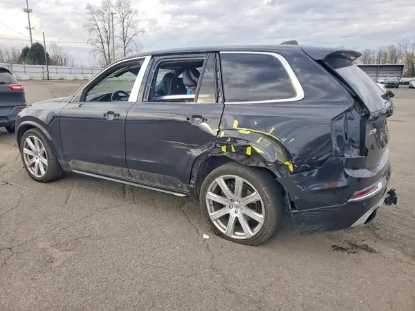 YV4BC0ZX4H1130799 2017 VOLVO XC90 - Image 2