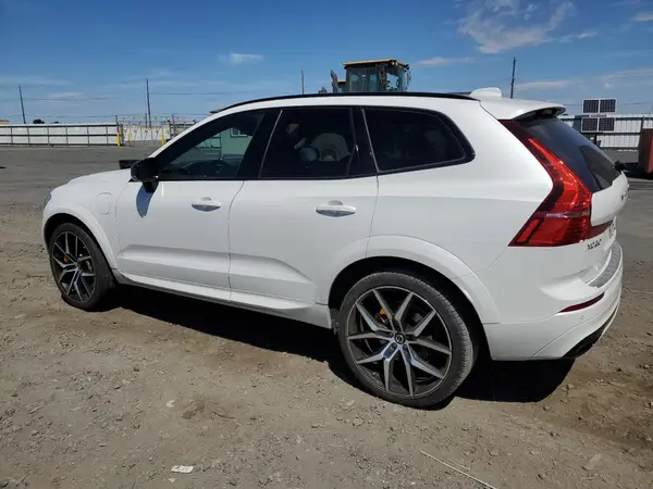 YV4BK0DP6M1739168 2021 VOLVO XC60 - Image 2
