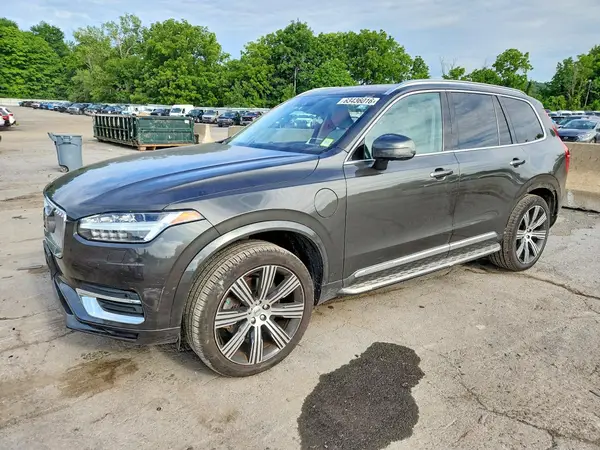 YV4BR00L2N1794104 2022 VOLVO XC90 - Image 1