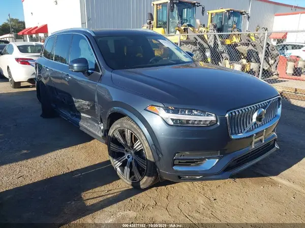 YV4BR00L3M1758310 2021 VOLVO XC90 - Image 1