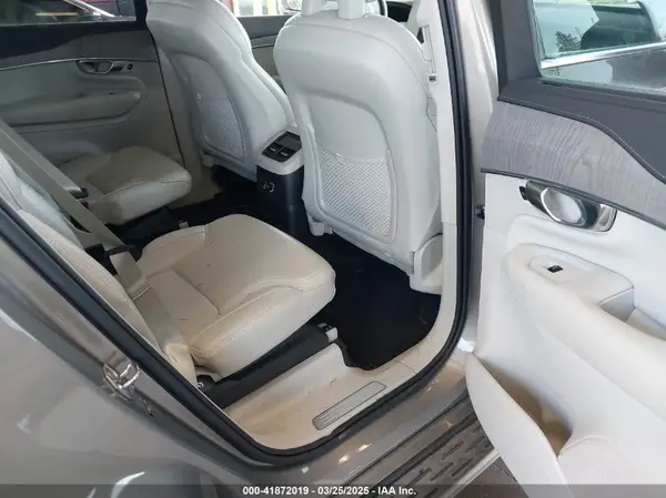 YV4BR00L4L1559782 2020 VOLVO XC90 - Image 8