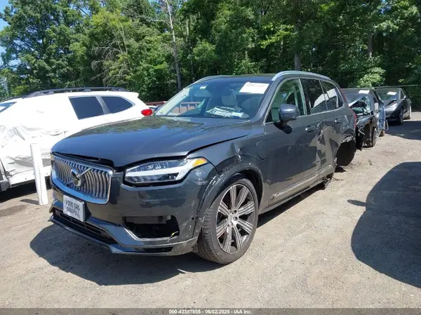 YV4BR00L4M1698473 2021 VOLVO XC90 - Image 2