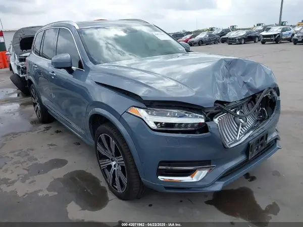 YV4BR00L8M1680722 2021 VOLVO XC90 - Image 1