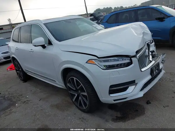 YV4BR0CK0M1717099 2021 VOLVO XC90 - Image 1