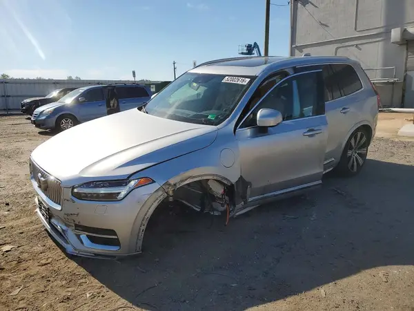 YV4BR0CL4N1812906 2022 VOLVO XC90 - Image 1