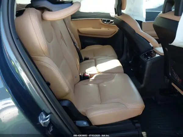 YV4BR0CLXM1758509 2021 VOLVO XC90 - Image 8
