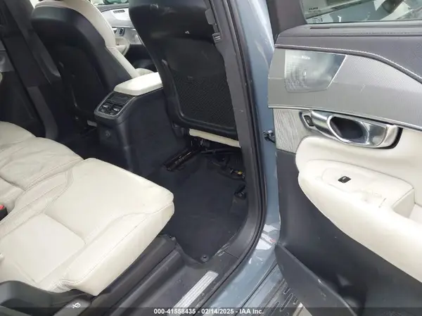 YV4BR0CM8N1816644 2022 VOLVO XC90 - Image 8