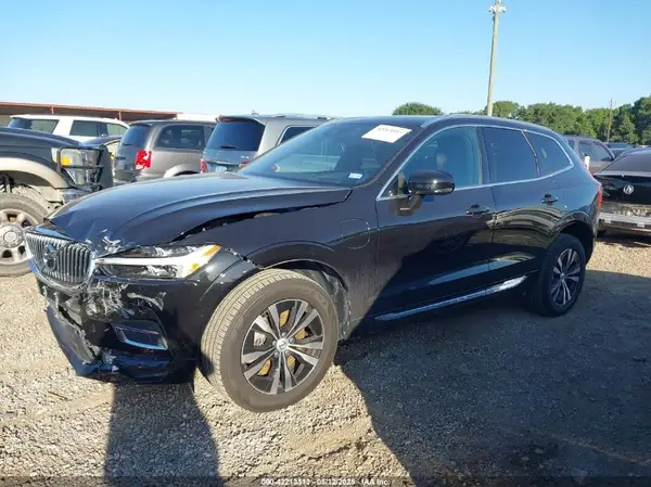 YV4BR0DK8M1768946 2021 VOLVO XC60 - Image 2