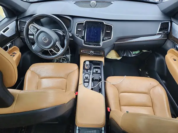YV4BR0PK5J1326343 2018 VOLVO XC90 - Image 8