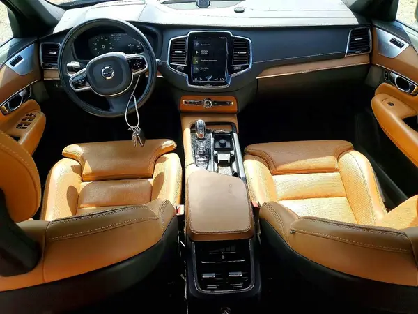 YV4BR0PL0J1334326 2018 VOLVO XC90 - Image 8