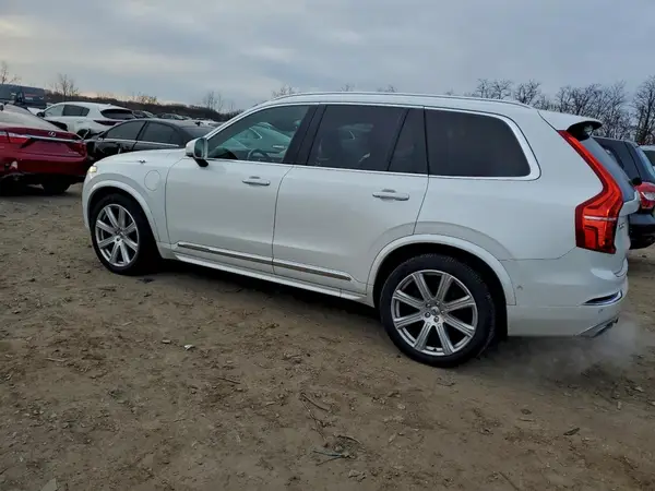 YV4BR0PL0J1339087 2018 VOLVO XC90 - Image 2