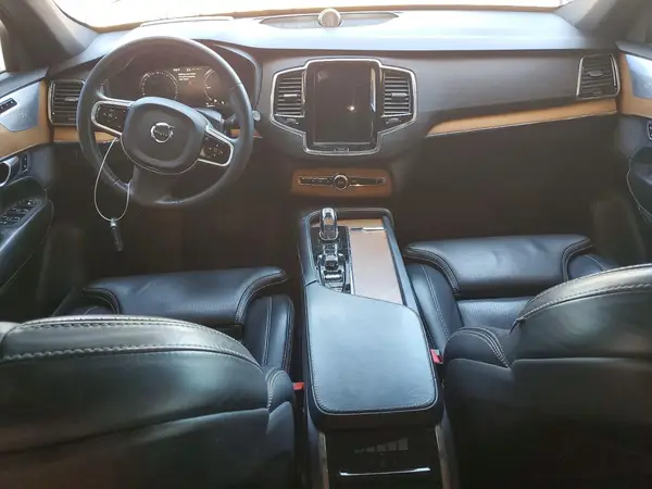 YV4BR0PL3J1217162 2018 VOLVO XC90 - Image 8
