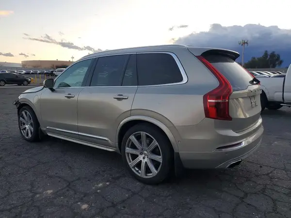 YV4BR0PL6J1338557 2018 VOLVO XC90 - Image 2