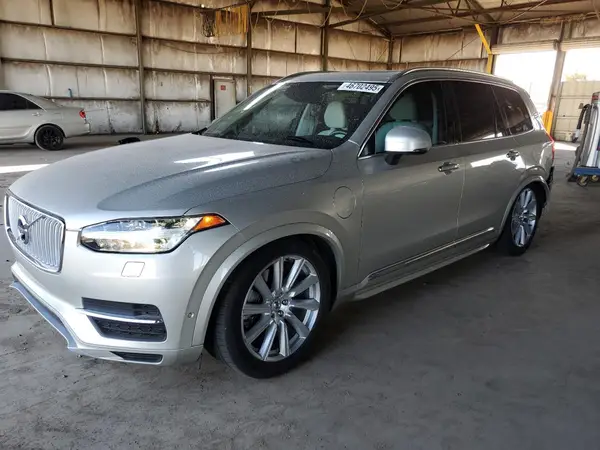 YV4BR0PL8J1385444 2018 VOLVO XC90 - Image 1