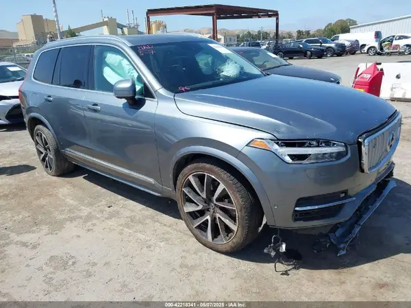 YV4BR0PL9J1385291 2018 VOLVO XC90 - Image 1