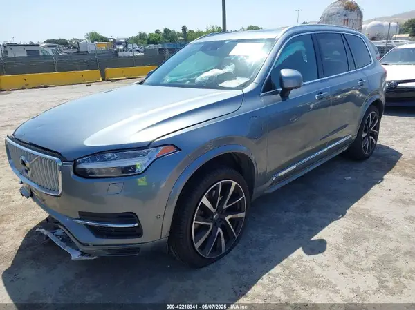 YV4BR0PL9J1385291 2018 VOLVO XC90 - Image 2