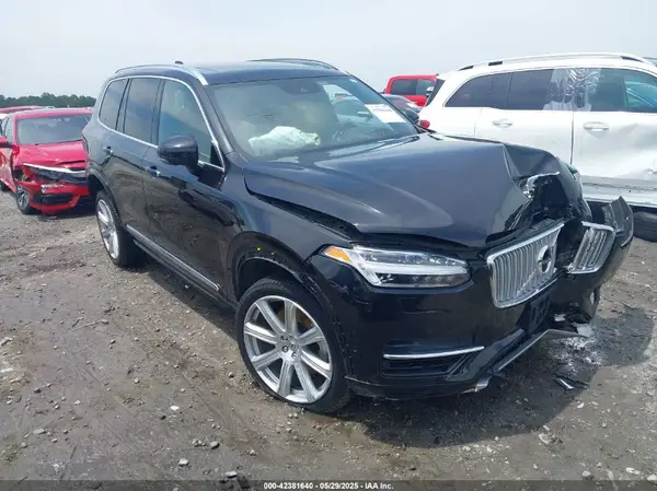 YV4BR0PLXJ1380634 2018 VOLVO XC90 - Image 1