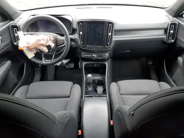 YV4ED3UAXN2774683 2022 VOLVO XC40 - Image 8