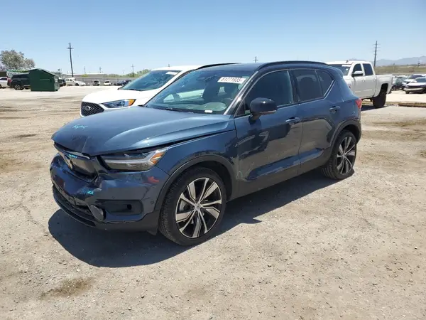 YV4ED3UB0N2703727 2022 VOLVO XC40 - Image 1