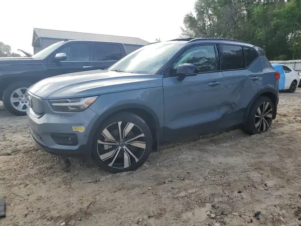 YV4ED3UB2N2695162 2022 VOLVO XC40 - Image 1