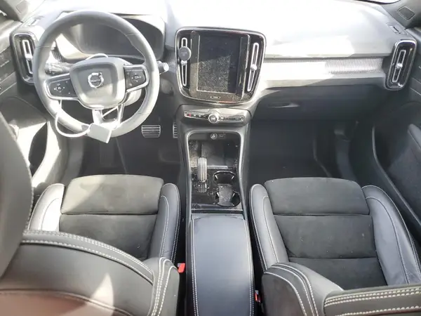 YV4ED3UB2N2695162 2022 VOLVO XC40 - Image 8