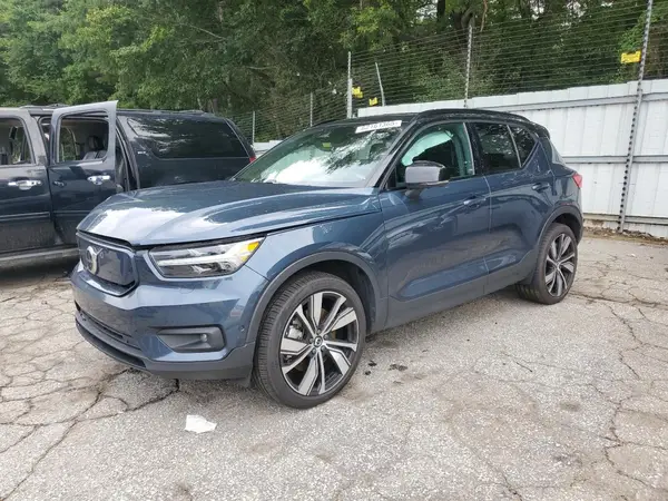 YV4ED3UB8N2657922 2022 VOLVO XC40 - Image 1