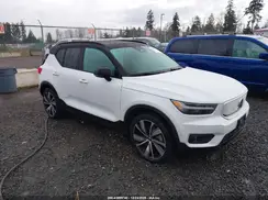 YV4ED3UB9N2775946 2022 VOLVO XC40