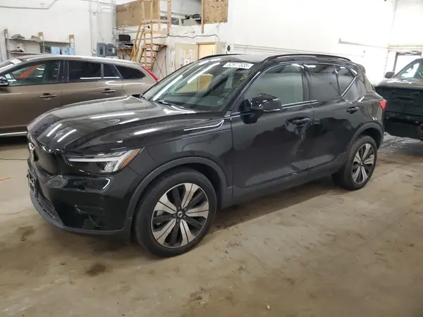 YV4ED3UK7P2058755 2023 VOLVO XC40 - Image 1