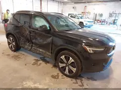 YV4ED3UL0P2059738 2023 VOLVO XC40