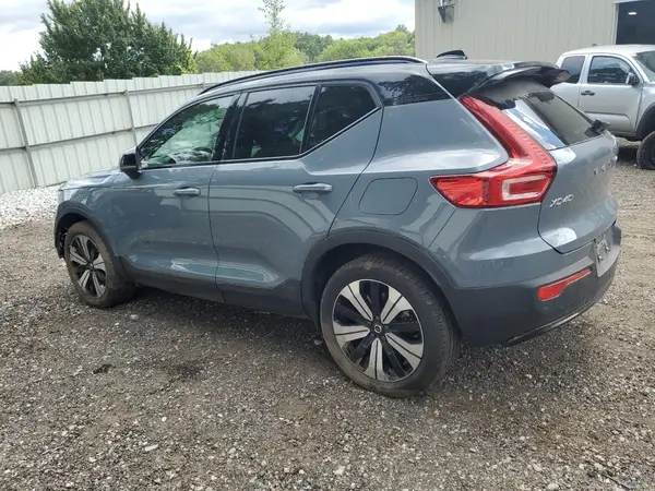 YV4ED3UL0P2099463 2023 VOLVO XC40 - Image 2