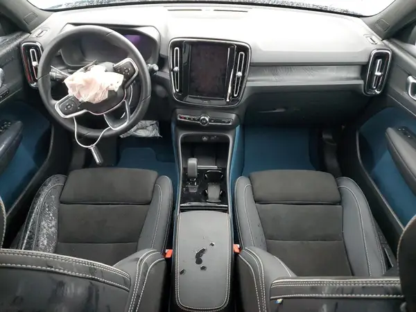 YV4ED3UL7P2094294 2023 VOLVO XC40 - Image 8