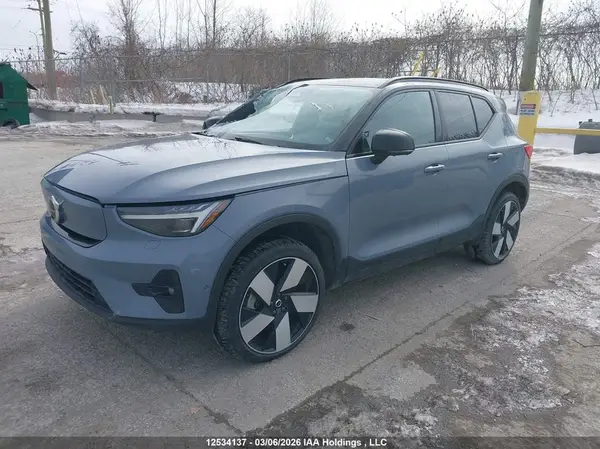 YV4ED3UM0P2967342 2023 VOLVO XC40 - Image 2