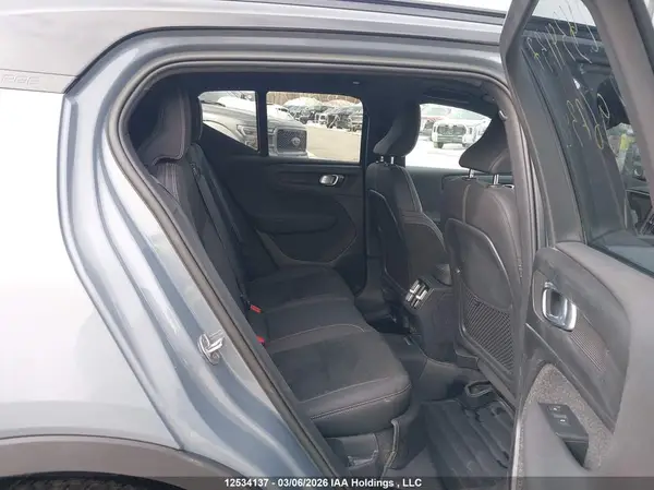 YV4ED3UM0P2967342 2023 VOLVO XC40 - Image 8