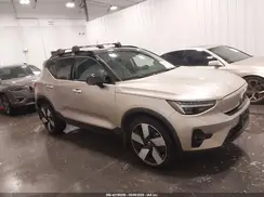 YV4ED3UM1P2023016 2023 VOLVO XC40