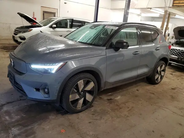 YV4ED3UM1P2029494 2023 VOLVO XC40 - Image 1
